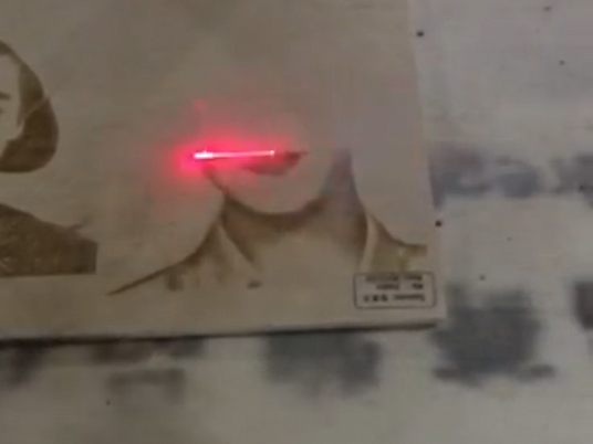Гравировка оптоволоконным лазерным маркером